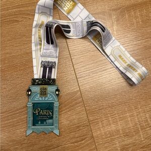 The Conqueror Paris Virtual Challenge Medal